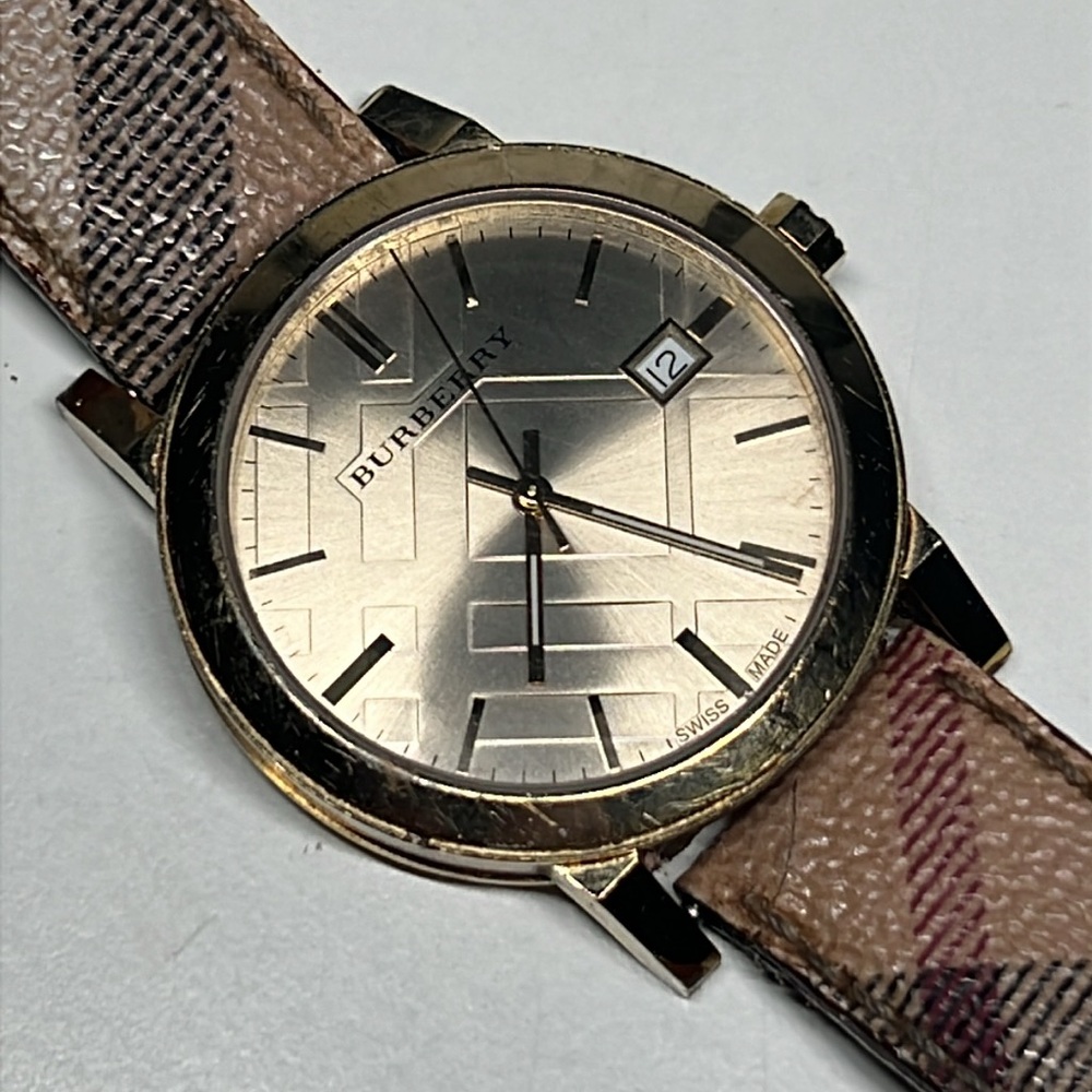 Burberry The City Gold Dial Printed Leather Strap Watch For Women -BU9026